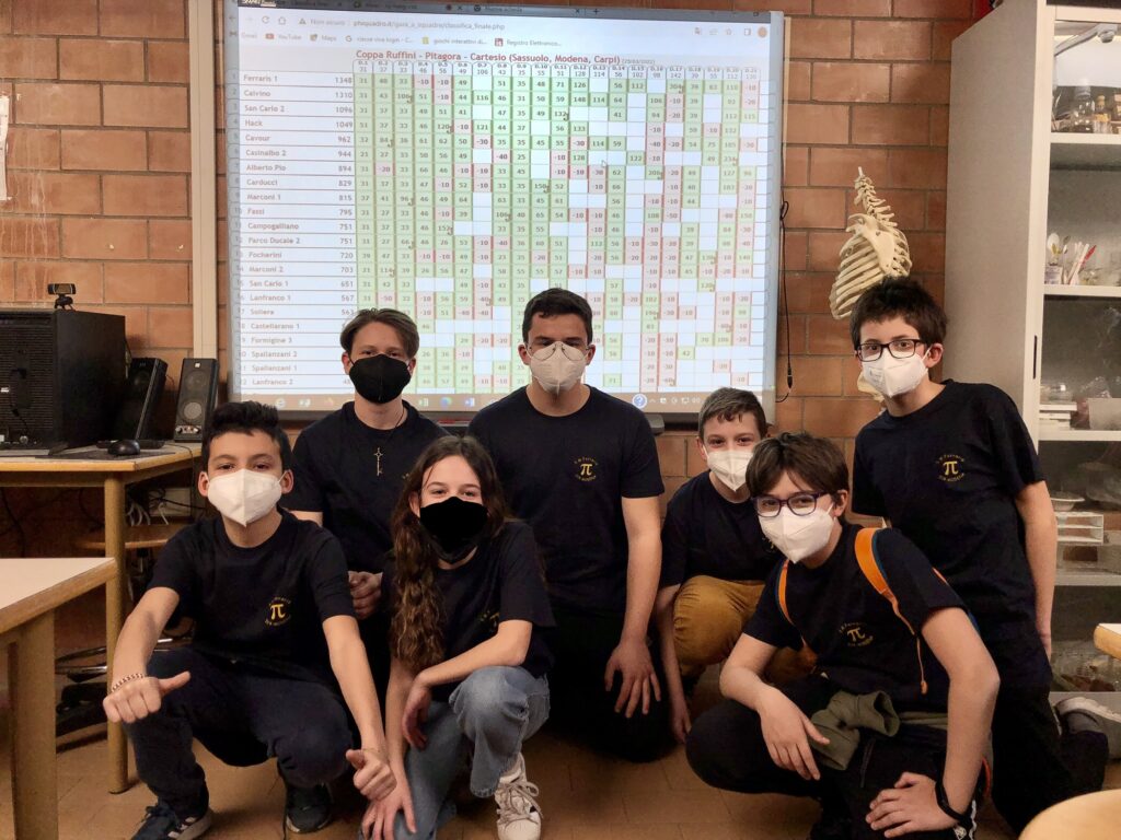 Istituto Ferraris - gara a squadre scuole medie 2022 - prima classificata
